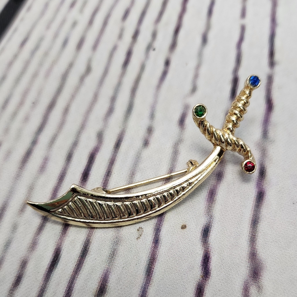 Vintage Gerry's Signed Gold Samari Sword Rhinestone‎ Brooch Pin